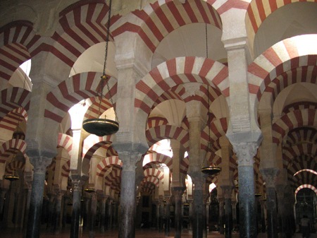 Cordoba-07 Mezquita LOTS of arches left over from the mosque